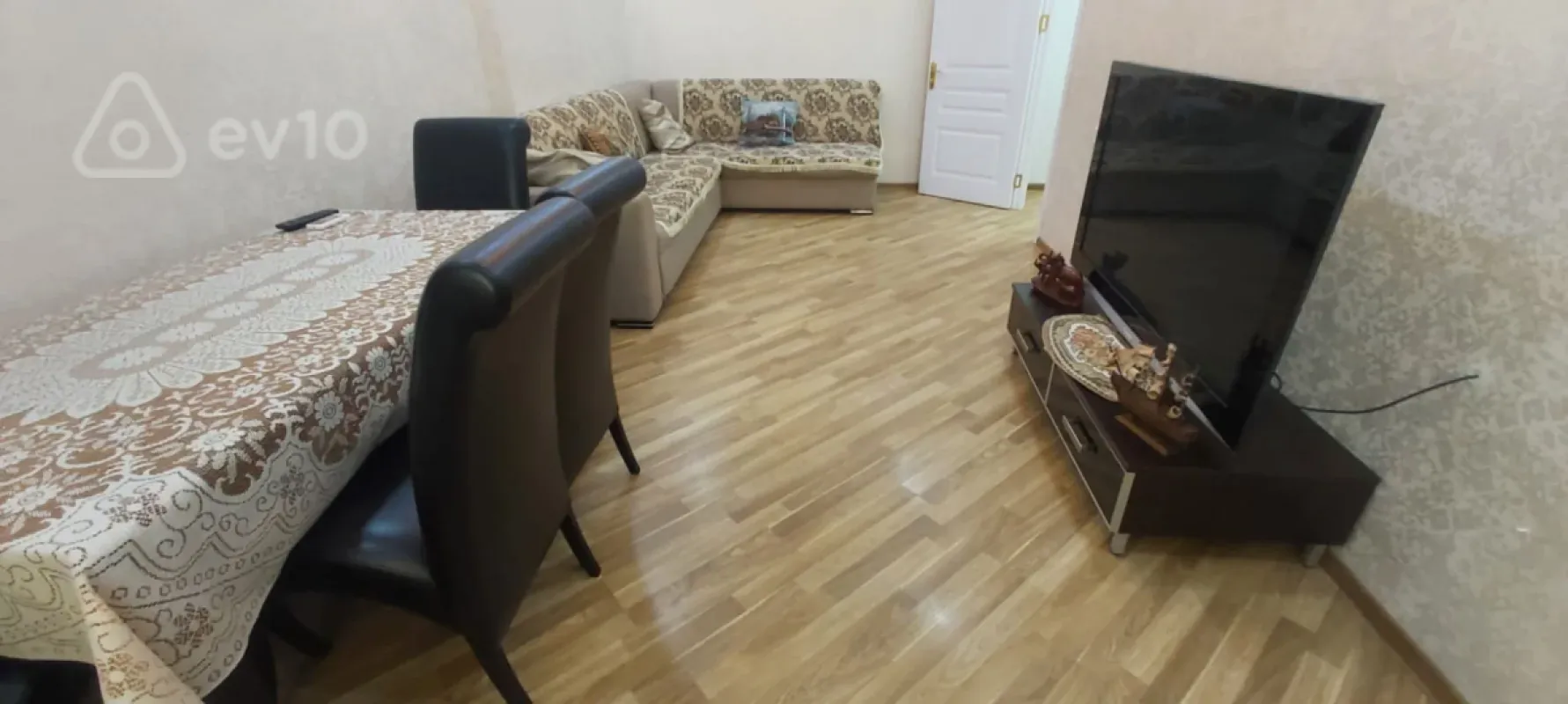 Kirayə verilir 2 otaqlı yeni tikili 50 m²