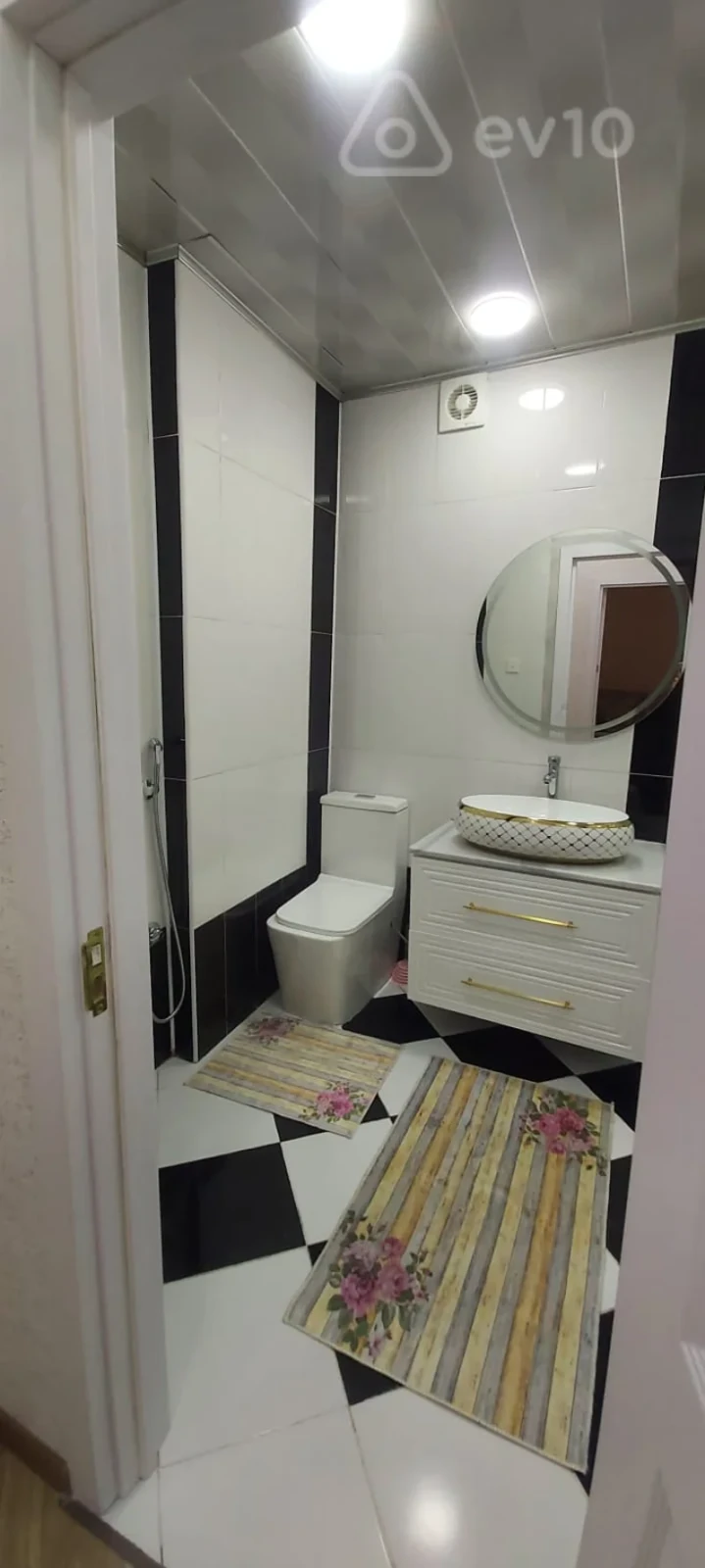 Kirayə verilir 2 otaqlı yeni tikili 50 m²