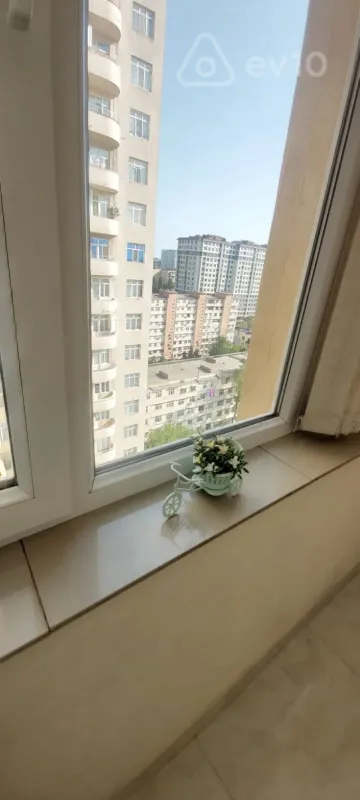 Kirayə verilir 2 otaqlı yeni tikili 50 m²