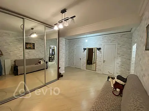 Kirayə verilir 3 otaqlı yeni tikili 128 m²