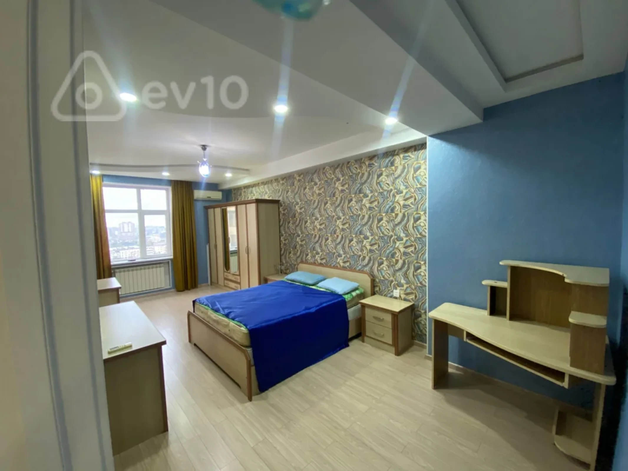 Kirayə verilir 3 otaqlı yeni tikili 128 m²