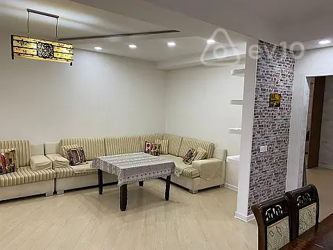 Kirayə verilir 3 otaqlı yeni tikili 128 m²