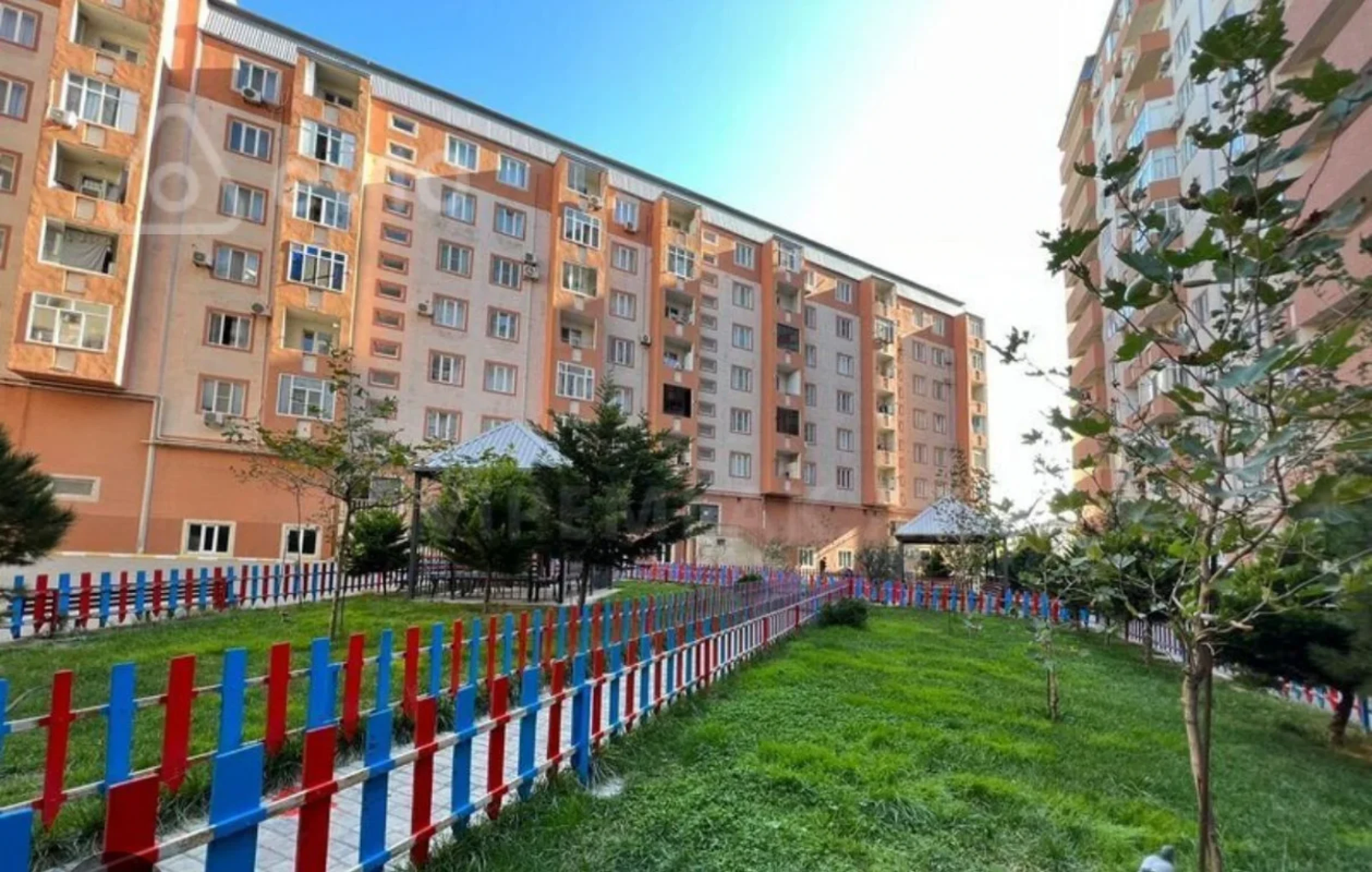 Kirayə verilir 2 otaqlı yeni tikili 45 m²