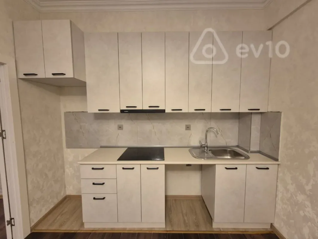 Kirayə verilir 2 otaqlı yeni tikili 45 m²