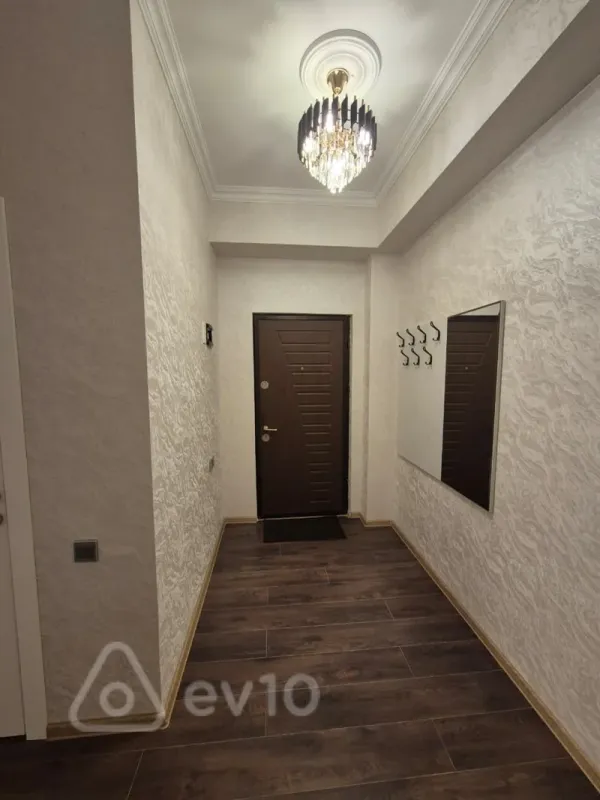 Kirayə verilir 2 otaqlı yeni tikili 45 m²