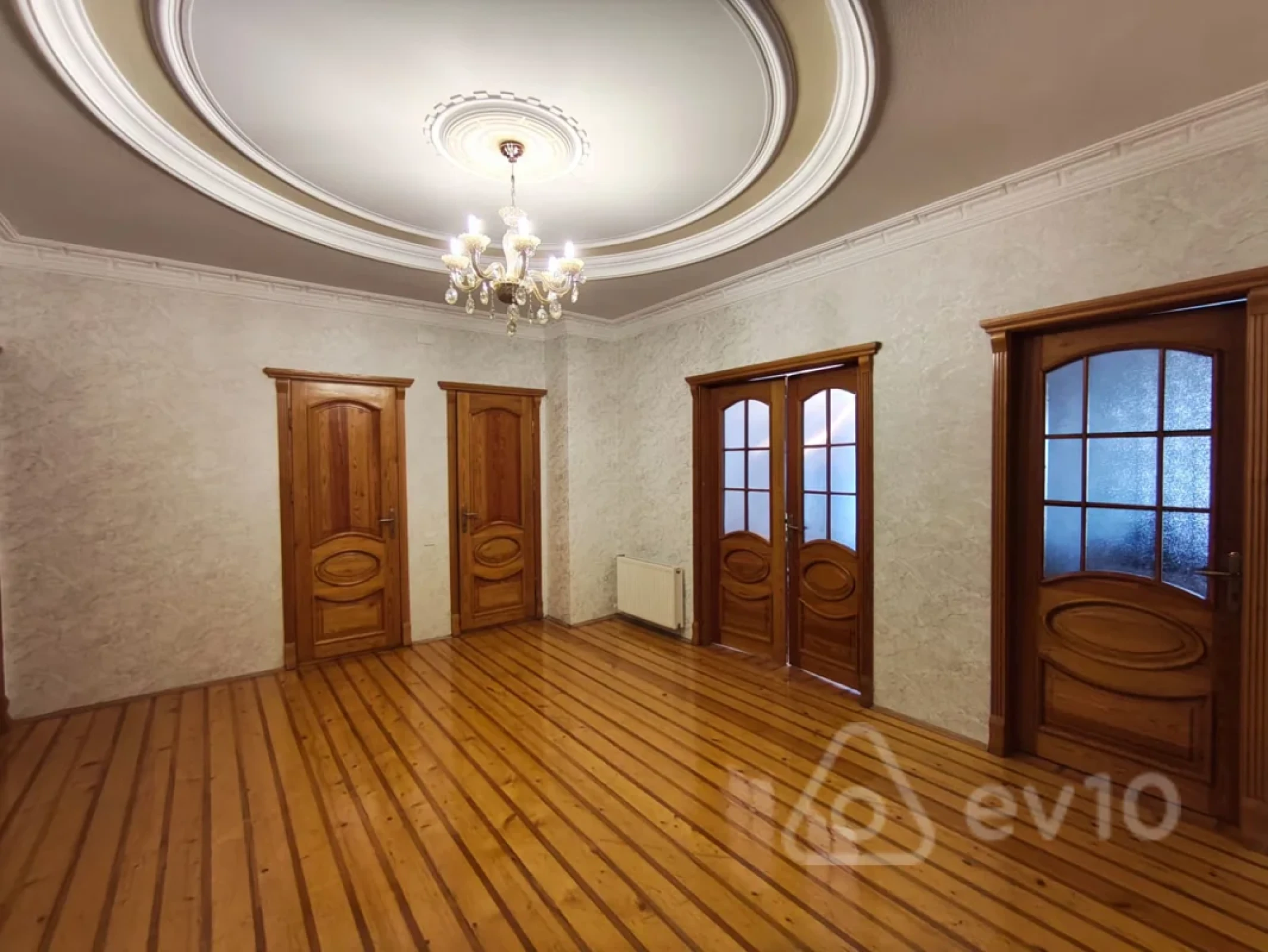 Kirayə verilir 3 otaqlı yeni tikili 150 m²