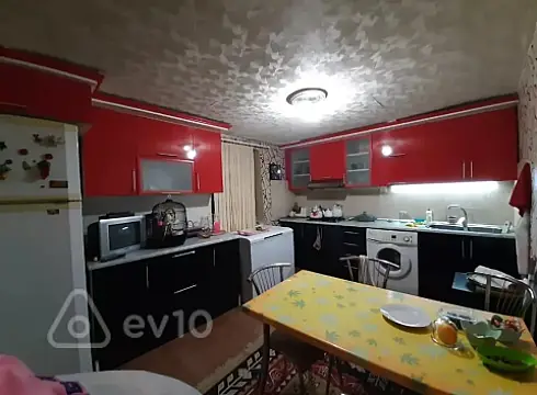 Kirayə verilir 3 otaqlı həyət evi 100 m²