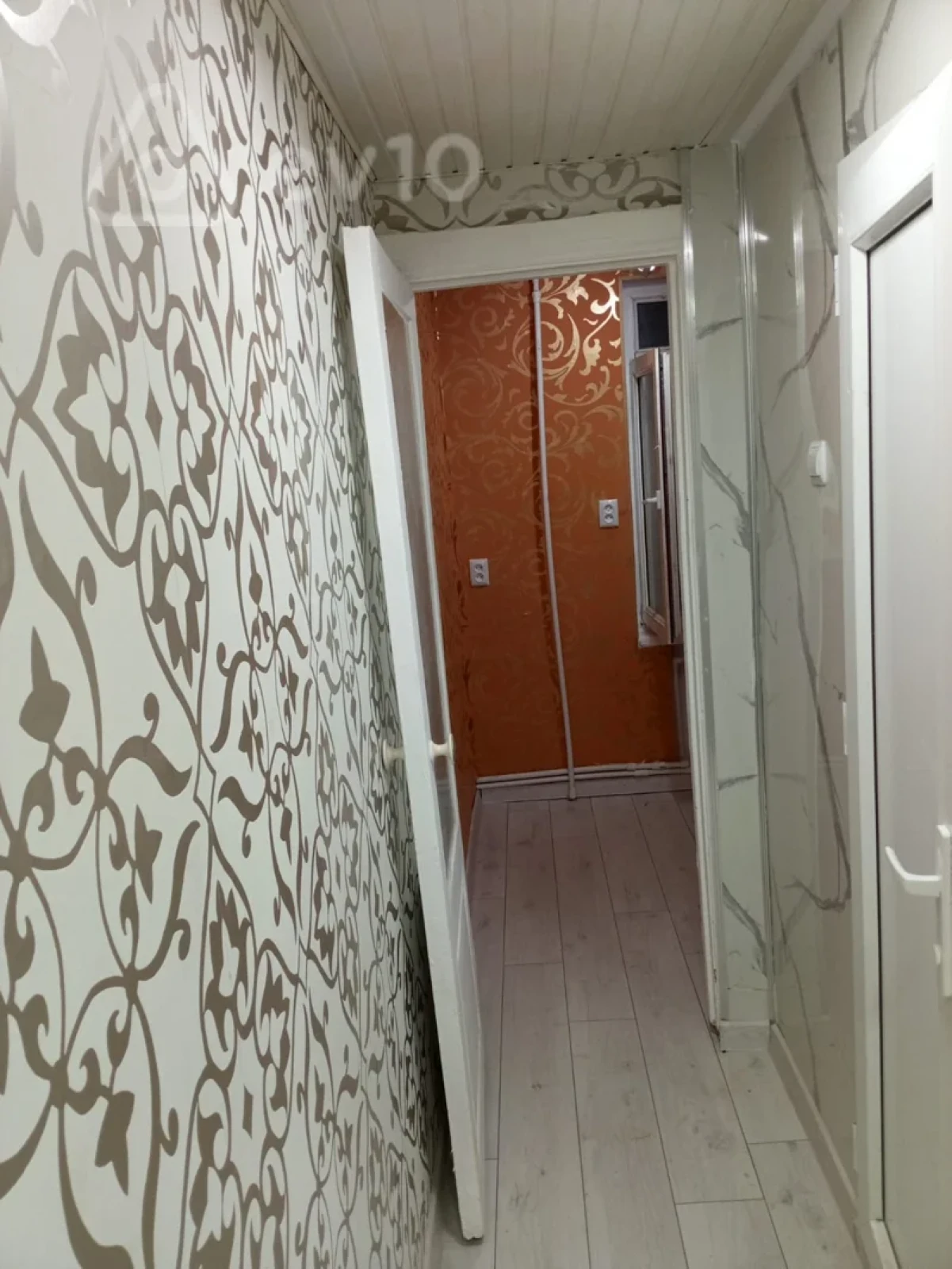 Kirayə verilir 3 otaqlı köhnə tikili 70 m²