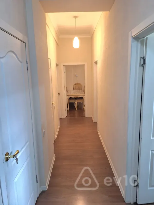 Kirayə verilir 3 otaqlı yeni tikili 85 m²