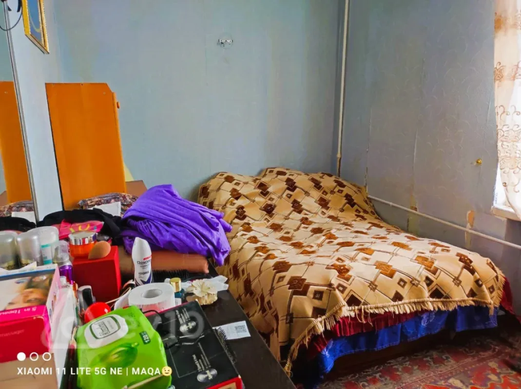 Satılır 2 otaqlı köhnə tikili 38 m²