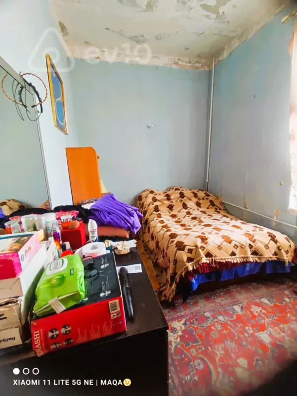 Satılır 2 otaqlı köhnə tikili 38 m²