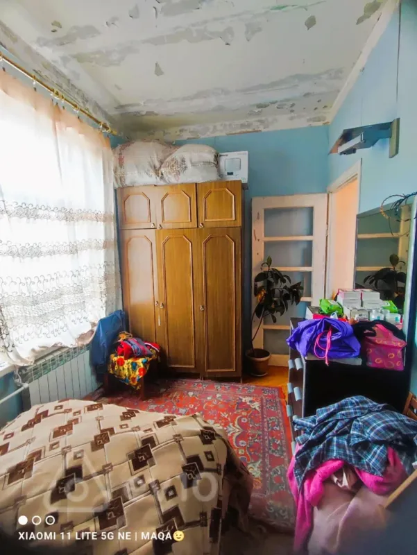 Satılır 2 otaqlı köhnə tikili 38 m²