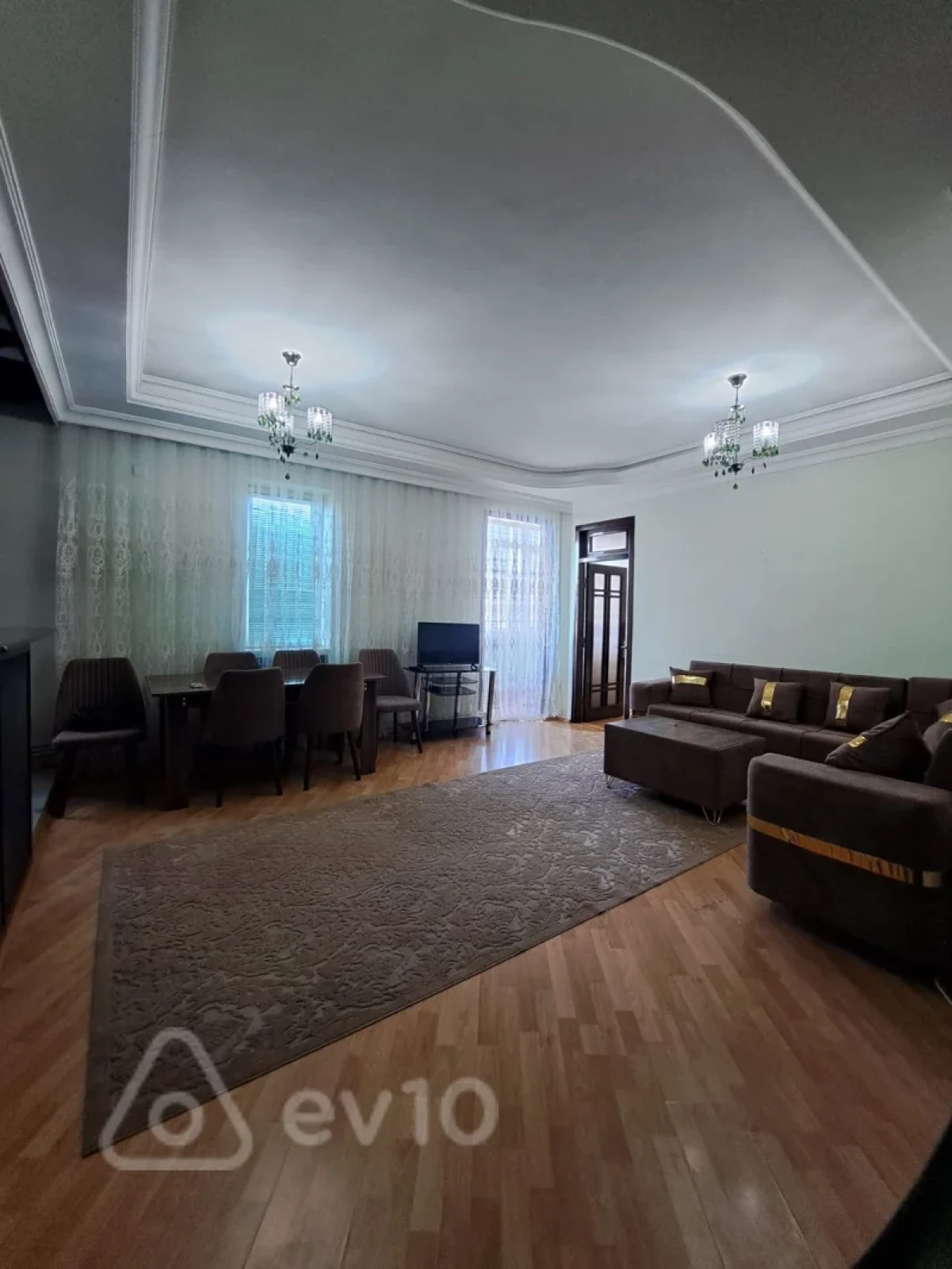 Kirayə verilir 2 otaqlı yeni tikili 65 m²