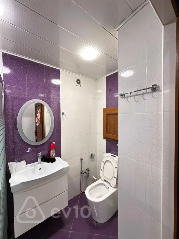 Satılır 2 otaqlı yeni tikili 60 m²