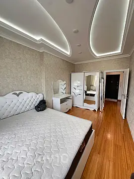 Satılır 2 otaqlı yeni tikili 60 m²