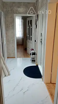 Kirayə verilir 2 otaqlı köhnə tikili 60 m²