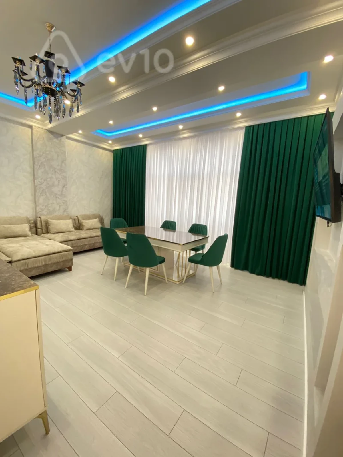 Kirayə verilir 3 otaqlı yeni tikili 115 m²