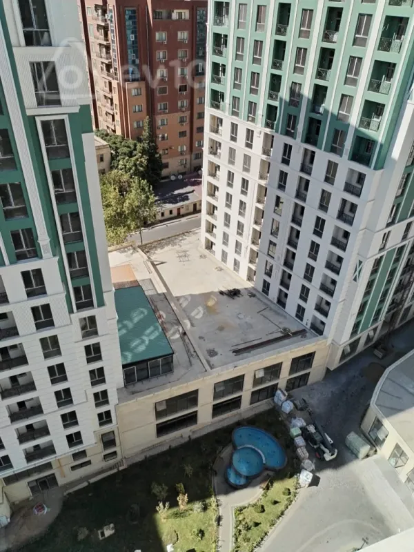Kirayə verilir 3 otaqlı yeni tikili 115 m²