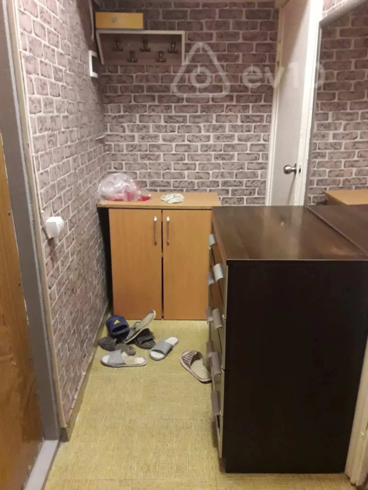 Kirayə verilir 2 otaqlı köhnə tikili 45 m²