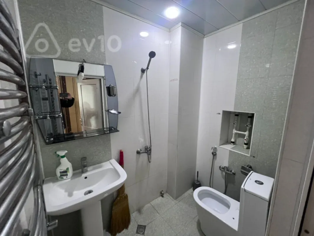 Kirayə verilir 2 otaqlı yeni tikili 55 m²