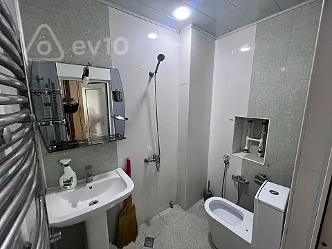 Kirayə verilir 2 otaqlı yeni tikili 55 m²