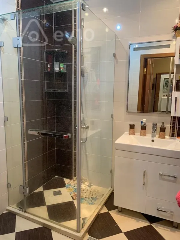 Kirayə verilir 2 otaqlı yeni tikili 90 m²