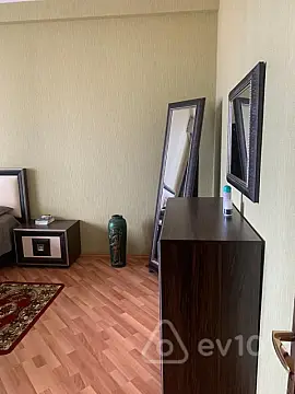 Kirayə verilir 2 otaqlı yeni tikili 90 m²
