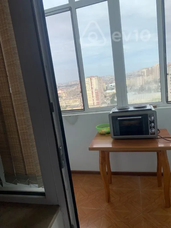 Kirayə verilir 2 otaqlı yeni tikili 90 m²