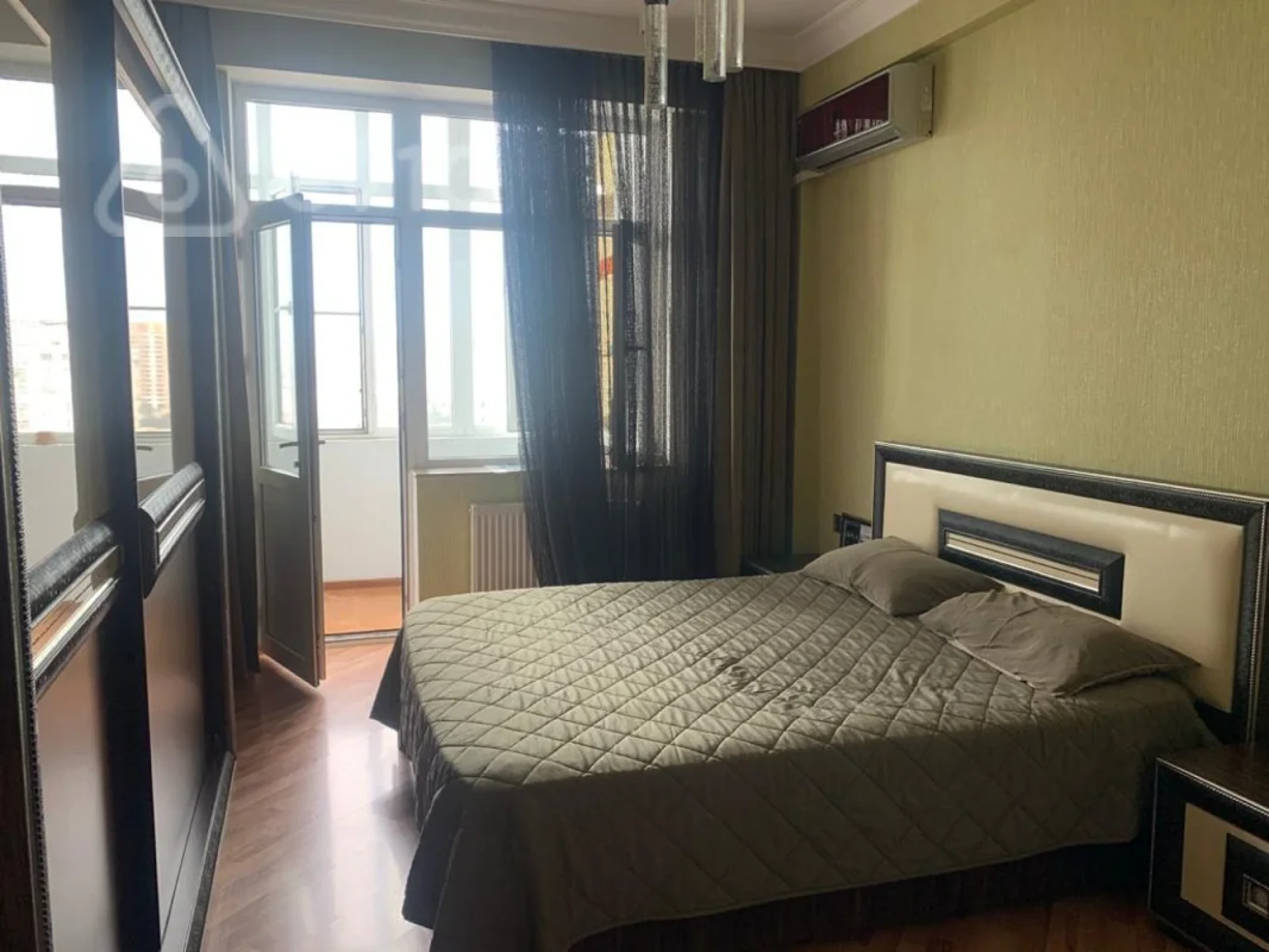 Kirayə verilir 2 otaqlı yeni tikili 90 m²