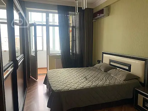 Kirayə verilir 2 otaqlı yeni tikili 90 m²