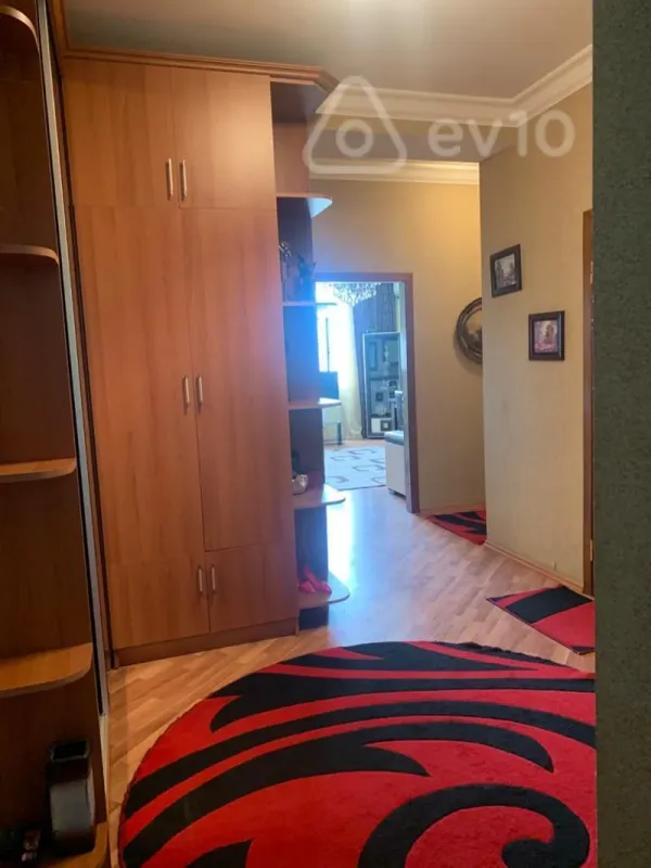 Kirayə verilir 2 otaqlı yeni tikili 90 m²