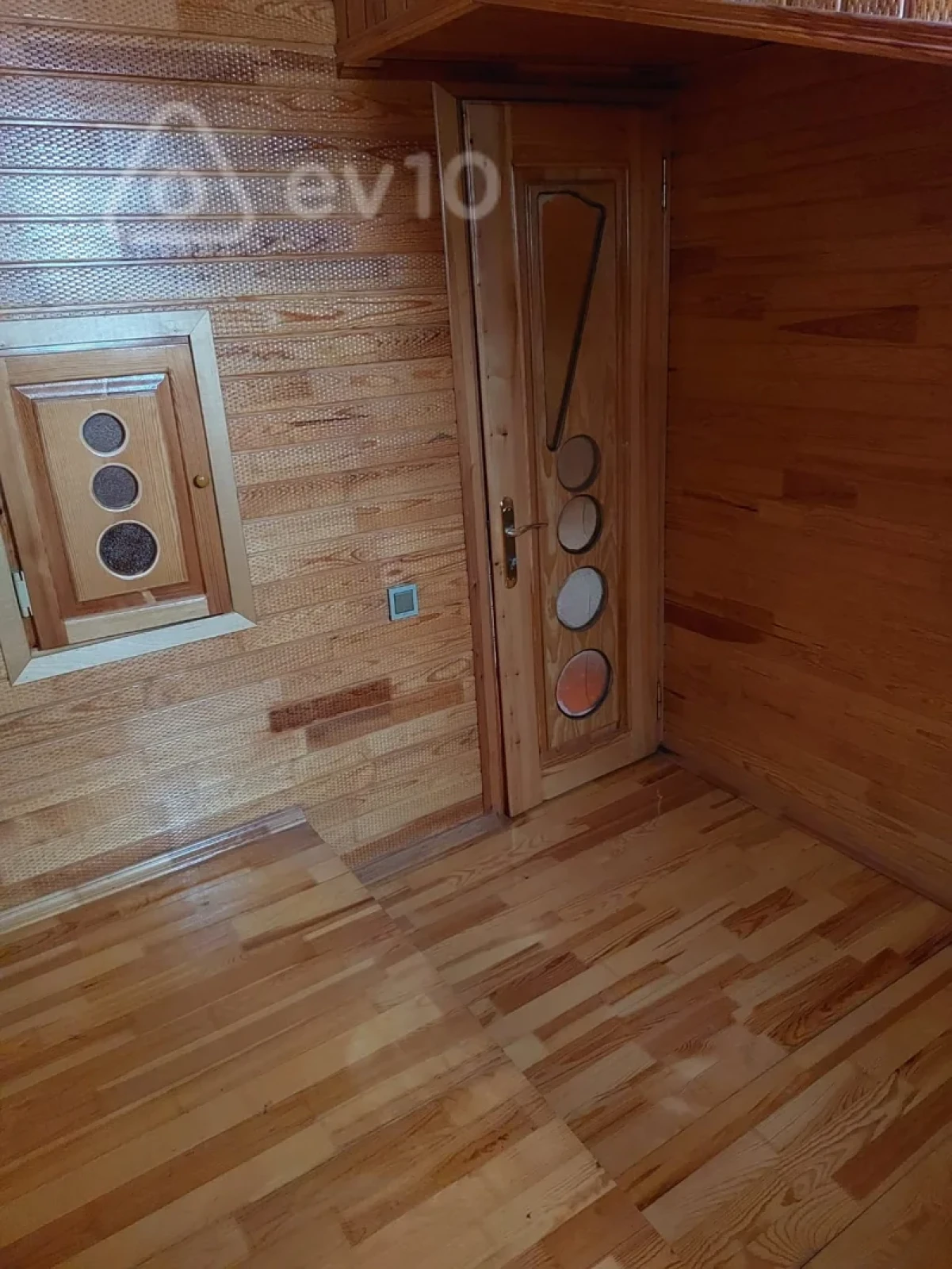 Kirayə verilir 5 otaqlı yeni tikili 164 m²