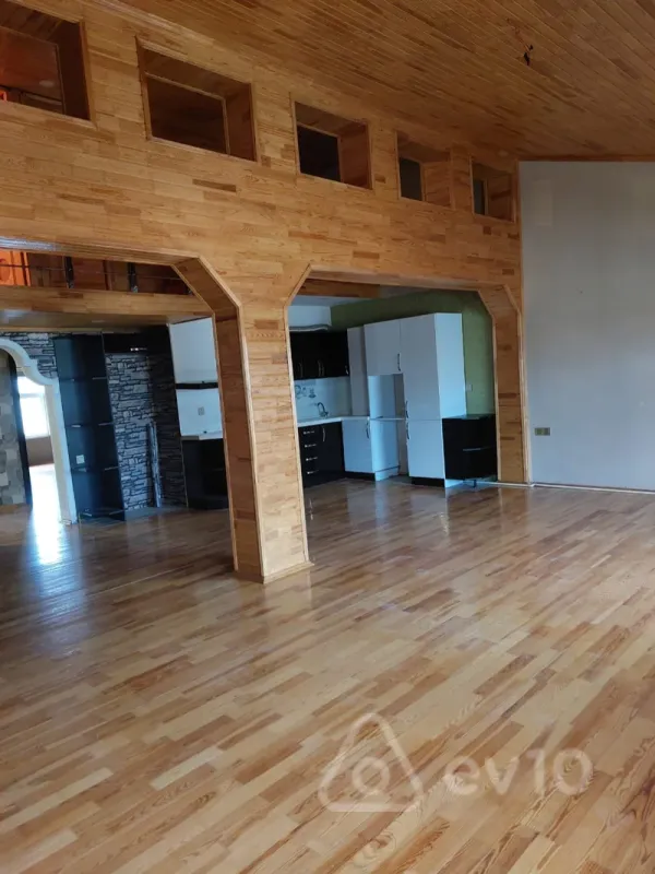 Kirayə verilir 5 otaqlı yeni tikili 164 m²