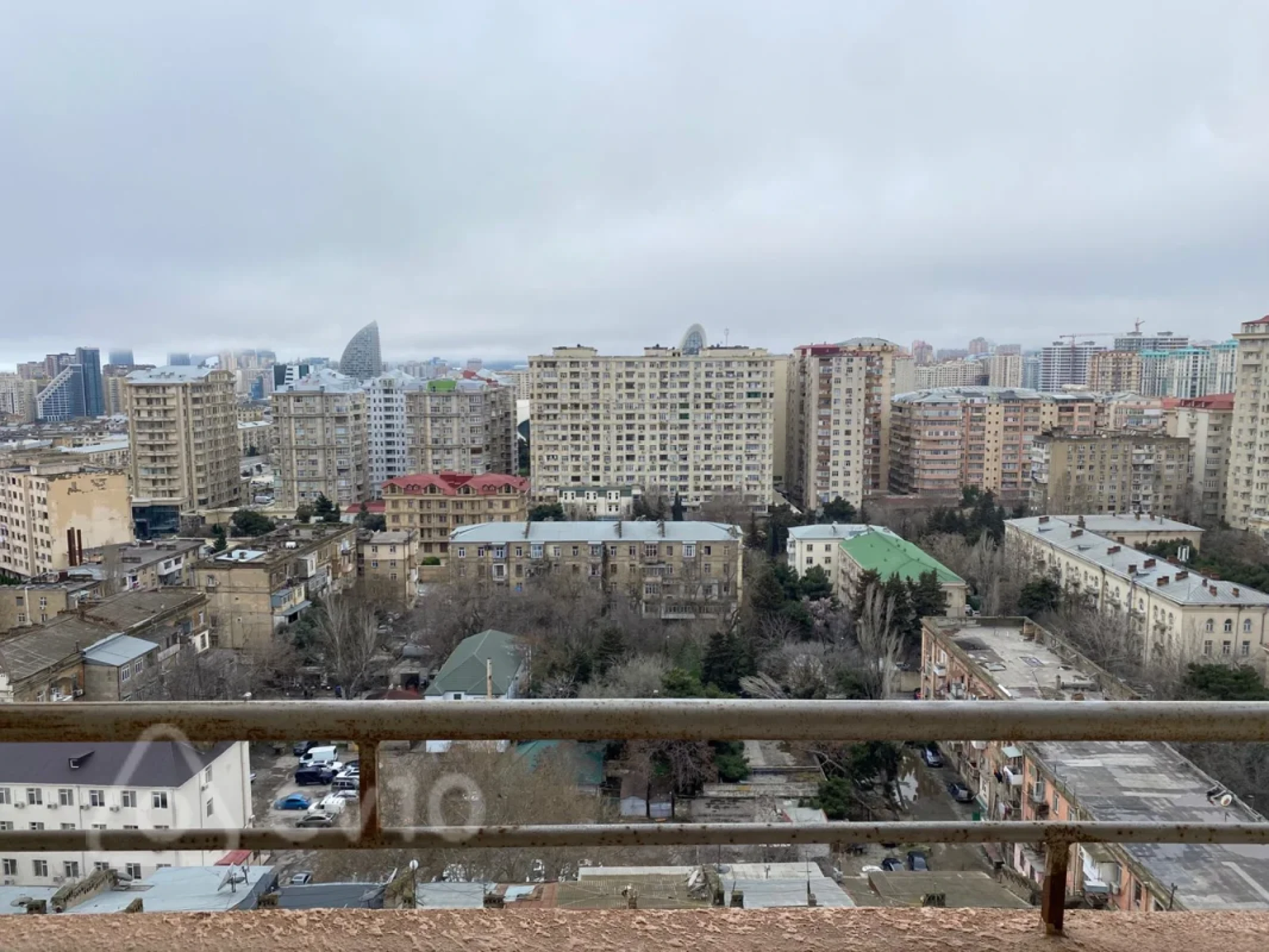 Kirayə verilir 3 otaqlı yeni tikili 135 m²