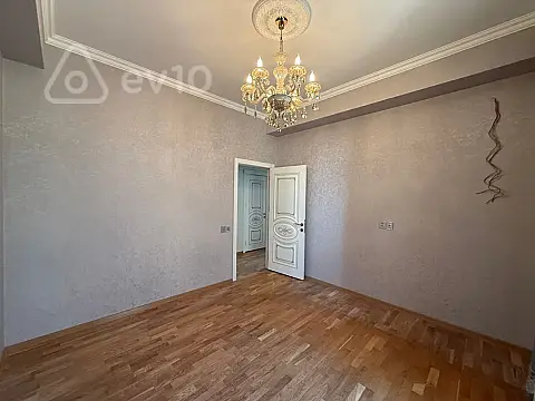 Satılır 2 otaqlı yeni tikili 65 m²