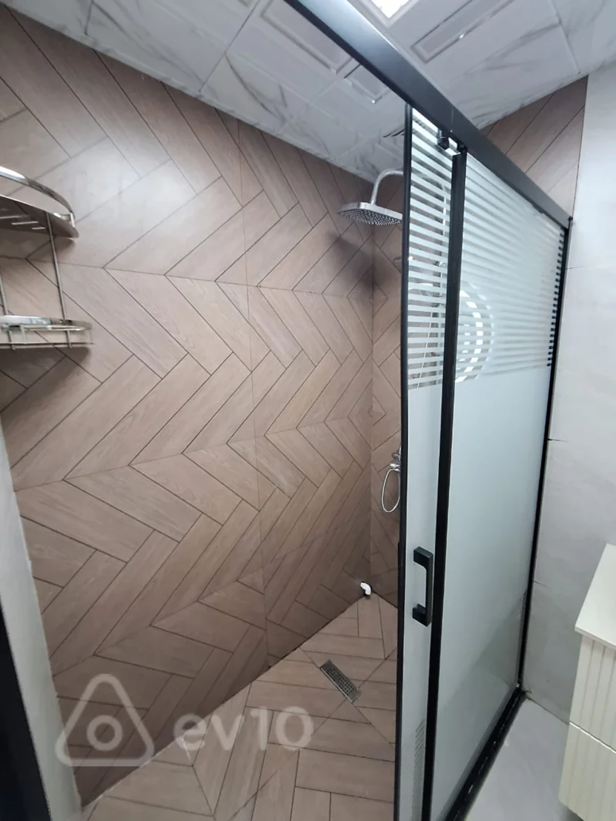Satılır 2 otaqlı yeni tikili 65 m²