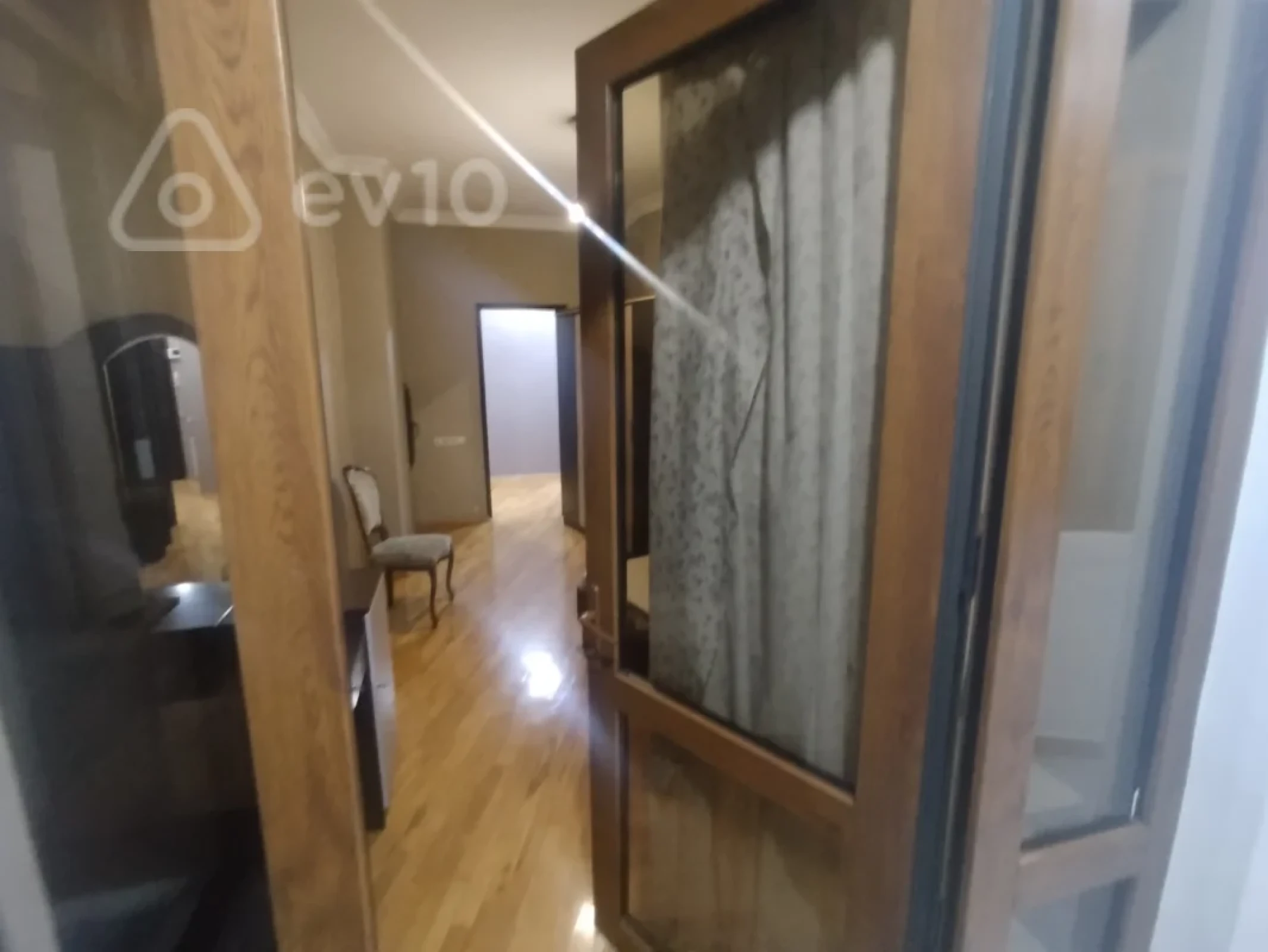 Kirayə verilir 3 otaqlı yeni tikili 115 m²