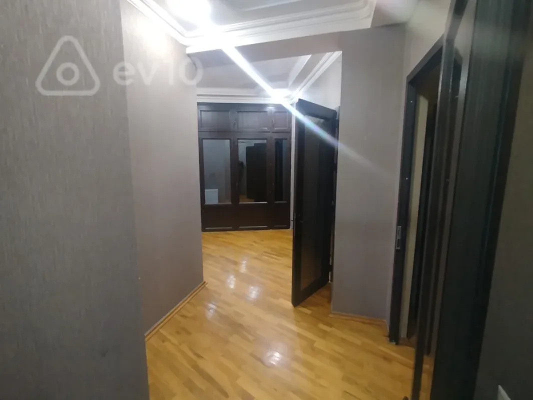 Kirayə verilir 3 otaqlı yeni tikili 115 m²