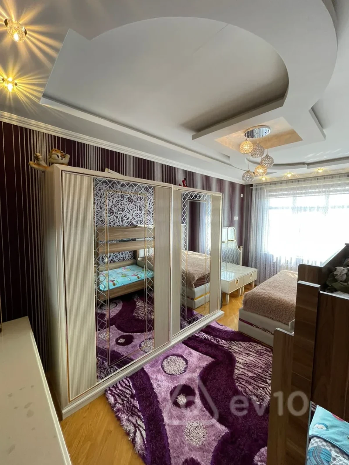 Satılır 2 otaqlı yeni tikili 90 m²