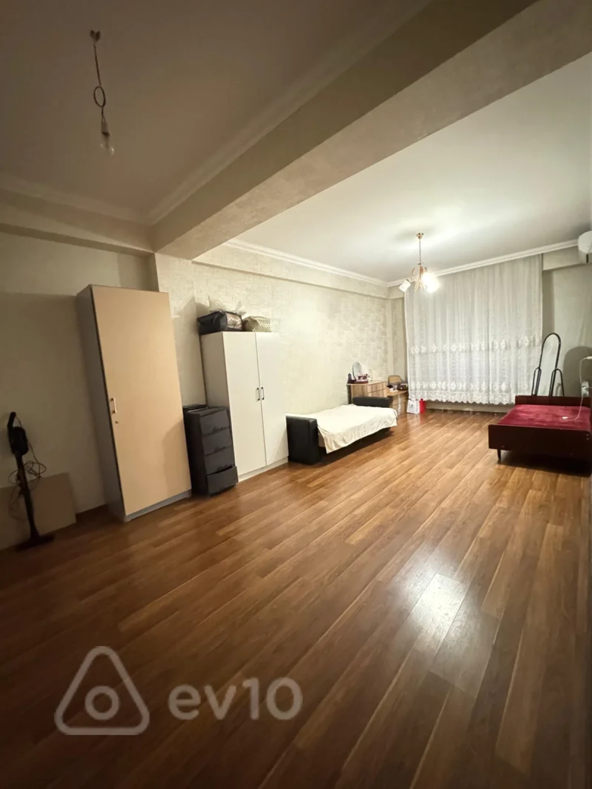 Kirayə verilir 2 otaqlı yeni tikili 60 m²