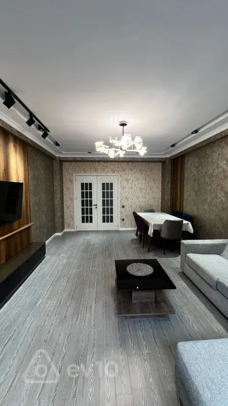 Kirayə verilir 3 otaqlı yeni tikili 122 m²