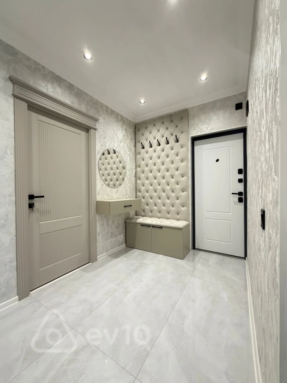 Satılır 3 otaqlı köhnə tikili 80 m²