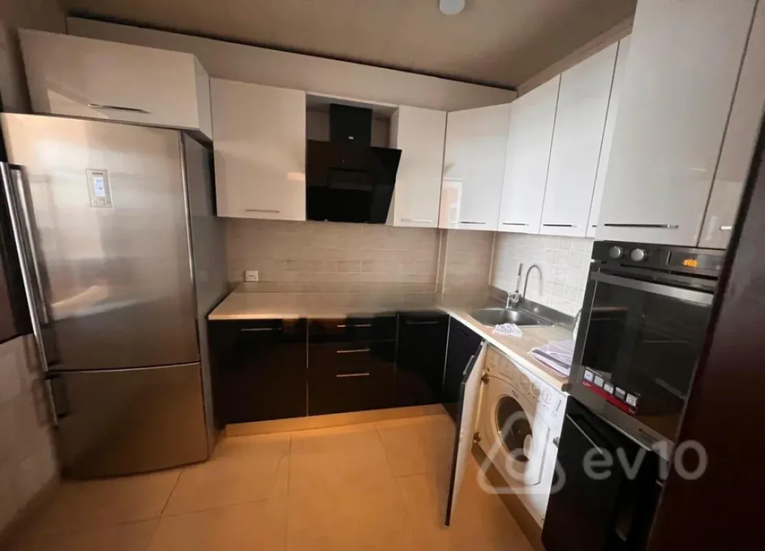 Satılır 2 otaqlı yeni tikili 70 m²