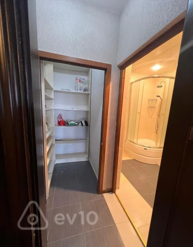 Satılır 2 otaqlı yeni tikili 70 m²