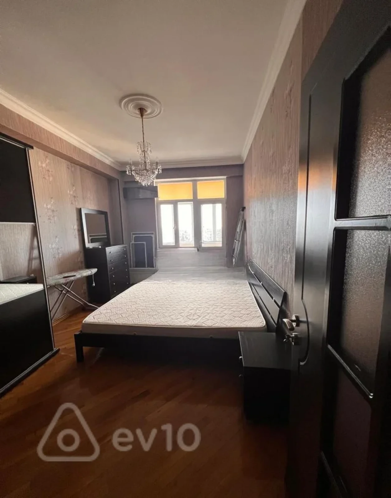 Satılır 2 otaqlı yeni tikili 70 m²