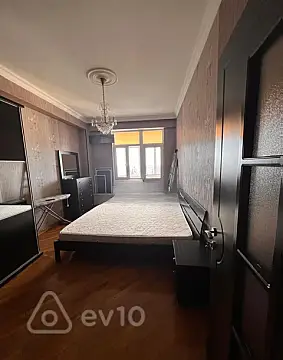 Satılır 2 otaqlı yeni tikili 70 m²