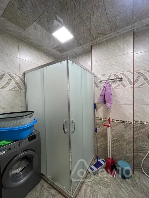 Kirayə verilir 3 otaqlı yeni tikili 75 m²