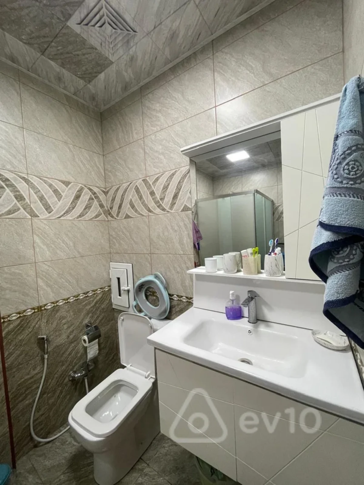 Kirayə verilir 3 otaqlı yeni tikili 75 m²