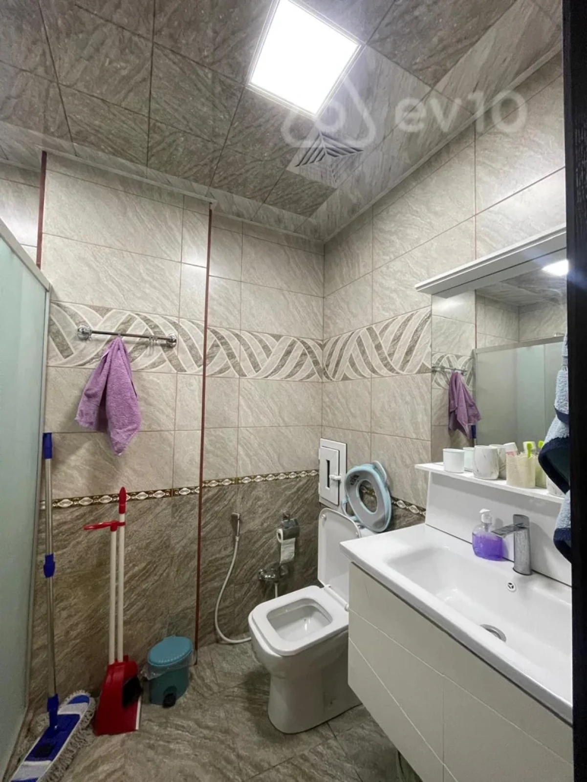 Kirayə verilir 3 otaqlı yeni tikili 75 m²
