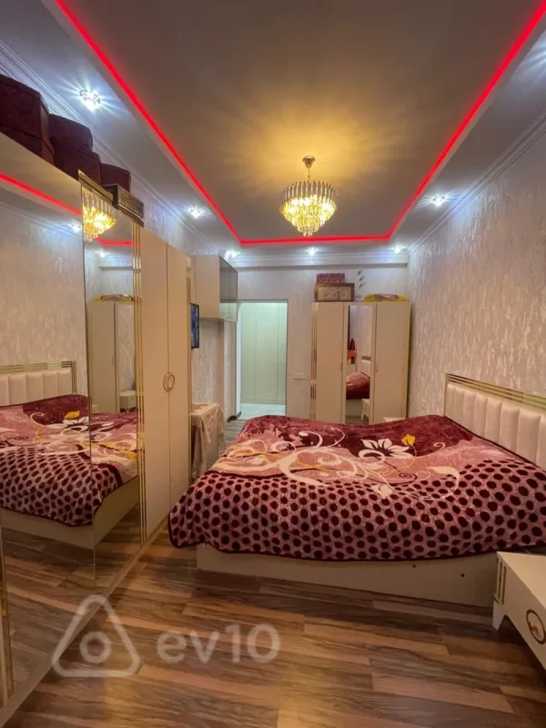 Kirayə verilir 3 otaqlı yeni tikili 75 m²